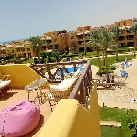 עיין סוחנה Mountain View Sokhna 2, Sea & Pool View, 3Bedrooms, Penthouse With Roof- Families Only מראה חיצוני תמונה