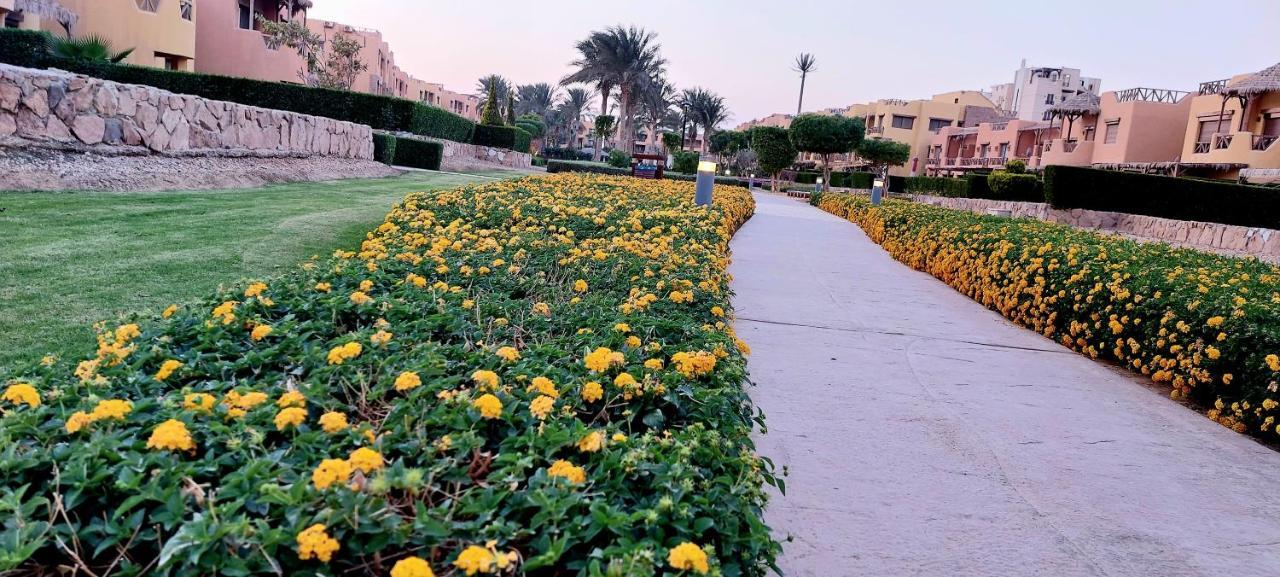 Mountain View Sokhna 2, Sea & Pool View, 3bedrooms, Penthouse With Roof- Families Only * Ain Suchna