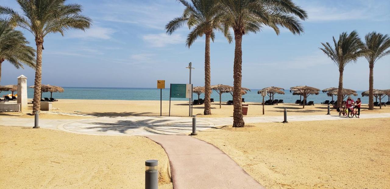 Chalet Mountain View Sokhna 2, Sea & Pool View, 3bedrooms, Penthouse With Roof- Families Only Ain Suchna