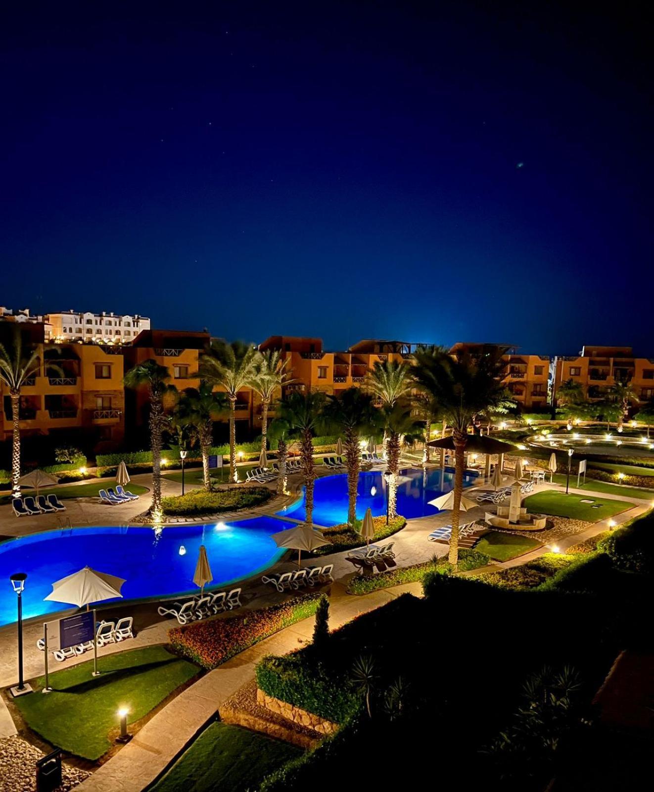 Mountain View Sokhna 2, Sea & Pool View, 3bedrooms, Penthouse With Roof- Families Only * Ain Suchna