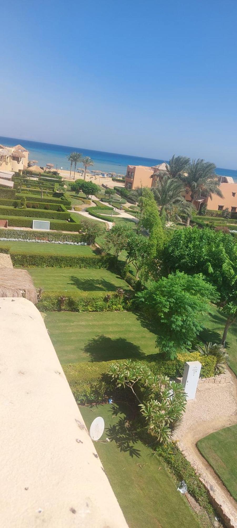 Mountain View Sokhna 2, Sea & Pool View, 3bedrooms, Penthouse With Roof- Families Only *