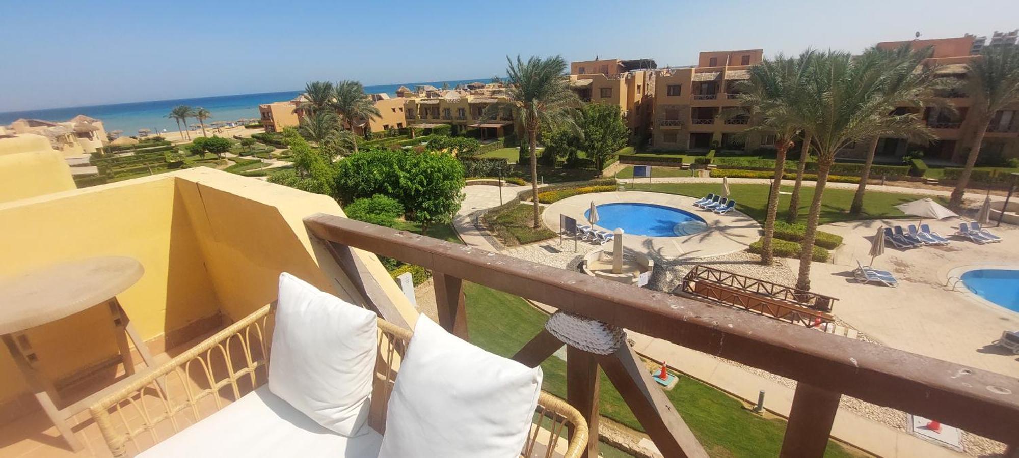 Chalet Mountain View Sokhna 2, Sea & Pool View, 3bedrooms, Penthouse With Roof- Families Only *