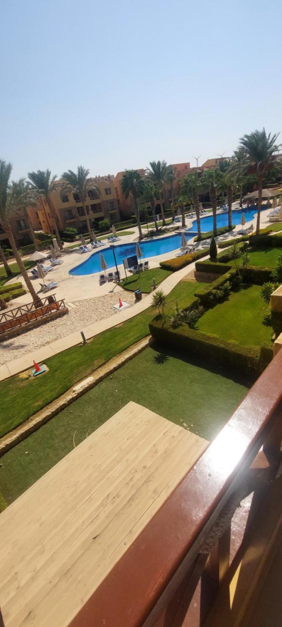Mountain View Sokhna 2, Sea & Pool View, 3bedrooms, Penthouse With Roof- Families Only Chalet *